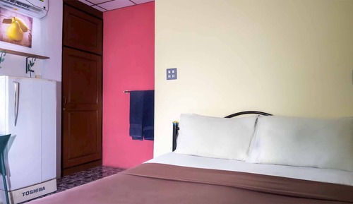 Budget Room