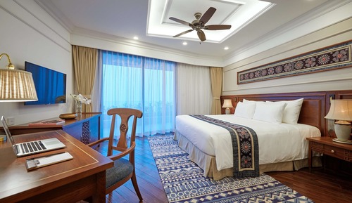 Suite junior, balcón
