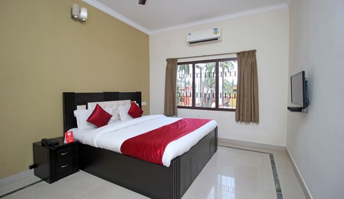 Habitación estándar con 1 cama doble o 2 individuales