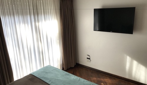 Apartamento familiar, 2 habitaciones, balcón