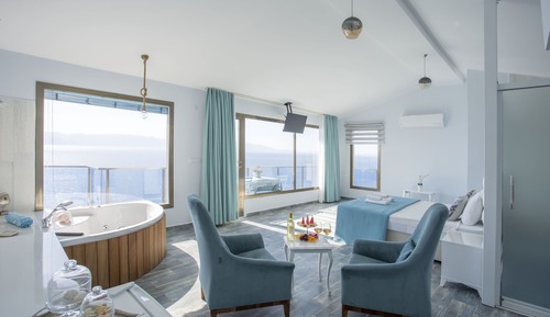 Habitación de lujo doble, 1 cama de matrimonio, bañera de hidromasaje, vistas al mar