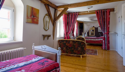 Suite familiar, baño privado (Capucine)