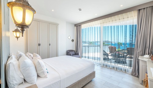 Habitación de luna de miel, vistas al mar
