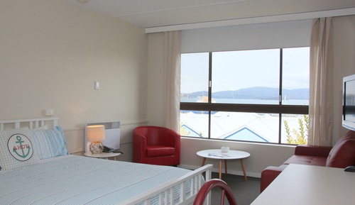 Suite estudio estándar, 1 cama de matrimonio, vistas al río