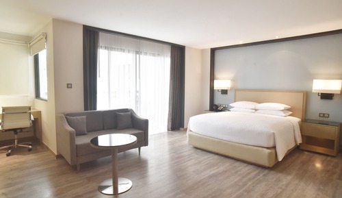 Habitación ejecutiva, 1 cama de matrimonio grande, no fumadores, balcón