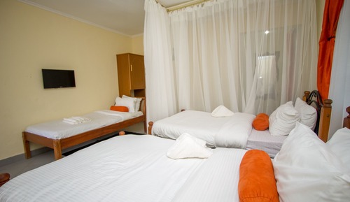 Habitación triple ejecutiva
