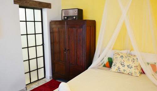 Habitación Deluxe doble, baño privado, vistas al patio