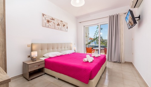 APARTMENT, 2 BEDROOMS, BALCONY, VILLAGE-MOUNTAIN VIEW