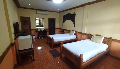 Habitación superior con 2 camas individuales