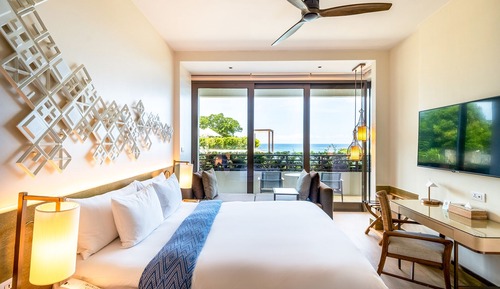 Suite, vistas a la piscina
