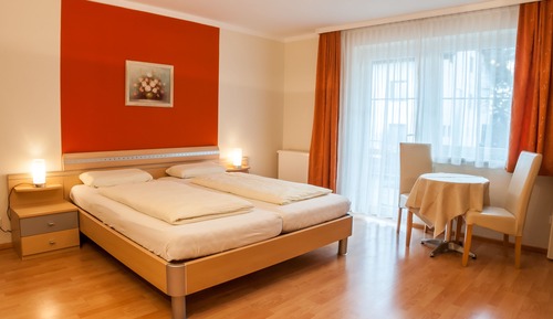 Habitación estándar doble, 1 cama de matrimonio grande, no fumadores