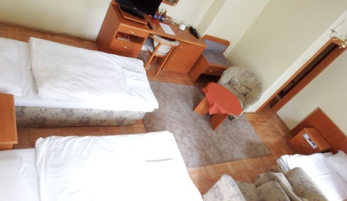 Habitación triple estándar, vistas al parque