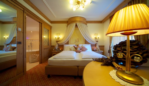 Suite familiar