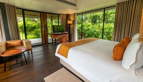 Estudio, 1 cama de matrimonio grande, terraza, vistas al jardín