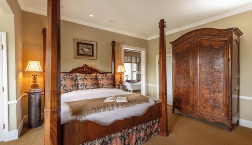 Habitación, 1 cama de matrimonio grande, baño privado (Edward Suite)