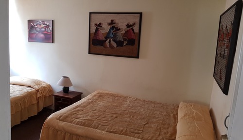 Habitación con 1 cama doble o 2 individuales