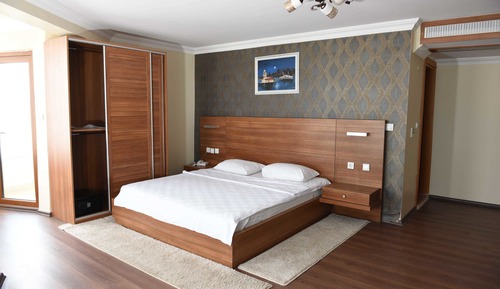 Habitación Deluxe, 1 cama doble, vistas a la ciudad