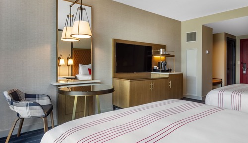 Suite de lujo, 1 cama de matrimonio grande (ADA Plaza View)