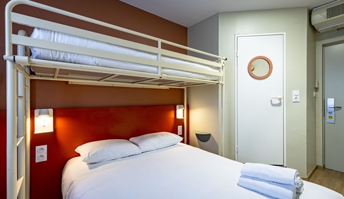Habitación triple (Mezzanine)