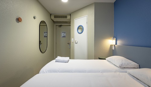 Habitación estándar con 2 camas individuales