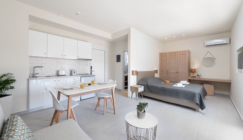 Suite estudio Deluxe, 1 cama de matrimonio, vistas parciales al mar