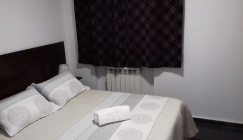 Apartamento, baño privado (de dos niveles)