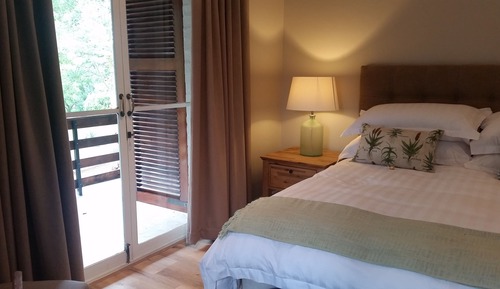 Honeymoon Suite 