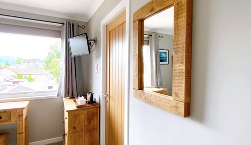 Habitación con 2 camas individuales (First Floor)