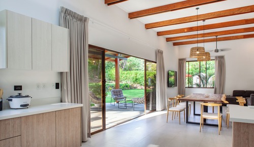 Casa Deluxe