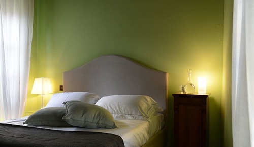 Habitación Deluxe, 1 cama de matrimonio, balcón, en esquina