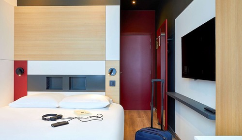 Habitación doble, varias camas