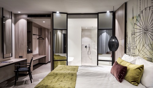 Habitación cuádruple Deluxe (Safari)