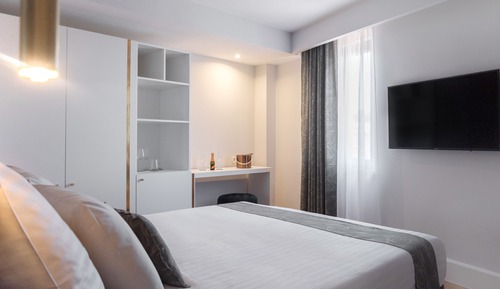 Habitación clásica doble, 1 cama de matrimonio, vistas a la ciudad