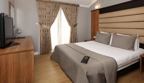 Suite exclusiva, bañera de hidromasaje