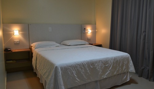 Habitación estándar con 1 cama doble o 2 individuales