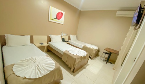 Habitación triple ejecutiva