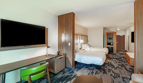 Suite ejecutiva, varias camas (Hearing Accessible)