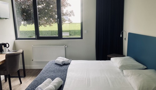 Habitación con 1 cama doble o 2 individuales