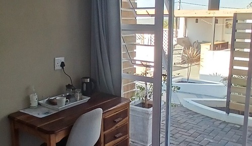 Habitación ejecutiva doble, cocina básica, vistas al mar