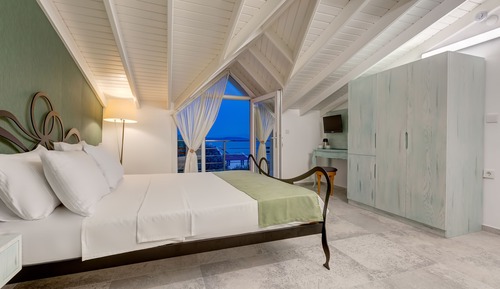 Loft Deluxe