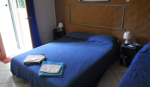 Habitación triple económica