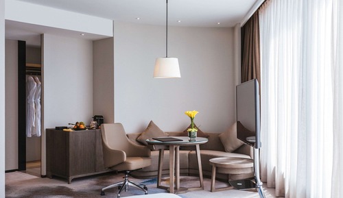 Habitación Deluxe, 1 cama de matrimonio grande, Acceso al salón del club