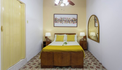 Habitación City doble, 1 cama de matrimonio, baño privado, vistas a la ciudad