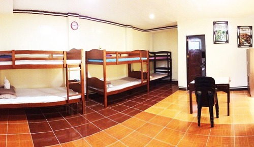 Habitación familiar, varias camas