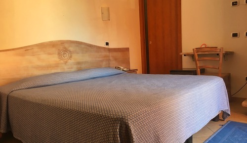 Habitación clásica doble, balcón