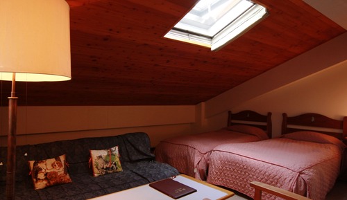 Habitación con 2 camas individuales (B1)