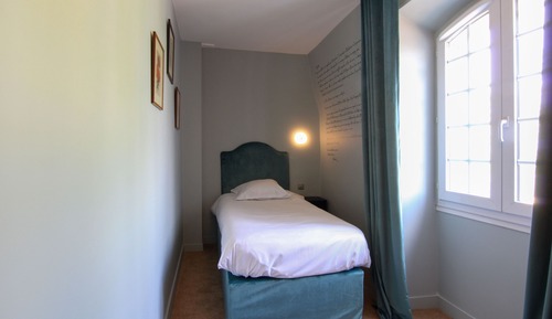 Habitación triple superior, vistas al jardín (Château)