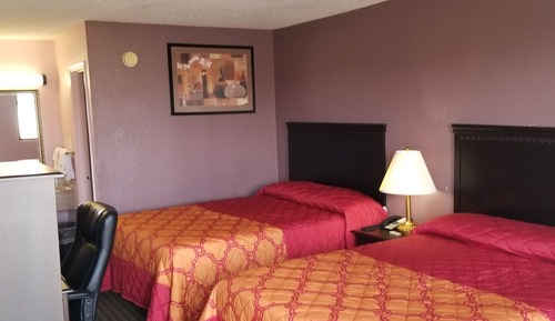 Habitación estándar doble, 2 camas de matrimonio, no fumadores, frigorífico y microondas