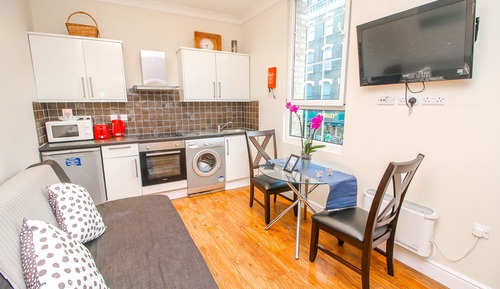 Apartamento City, 2 habitaciones, cocina