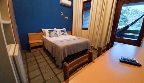 Habitación doble superior, 1 cama doble, balcón, vistas a la ciudad
